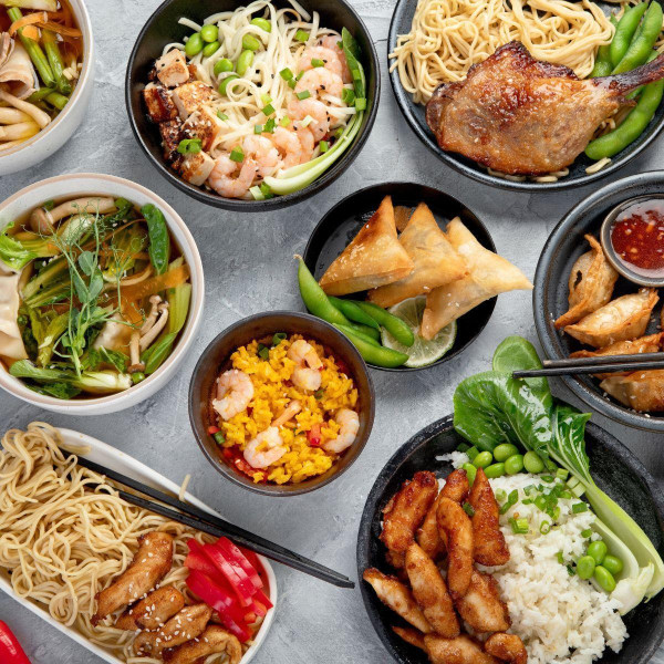 Foodtruck Azie markt Amsterdam zuidoost Foodtruck Azie markt Amsterdam zuidoost